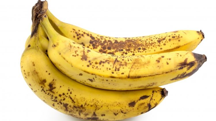 https://www.thehumanfront.com/assets/PocketsizedPhilosophy/90%20Bananas/ripe_bananas.jpg